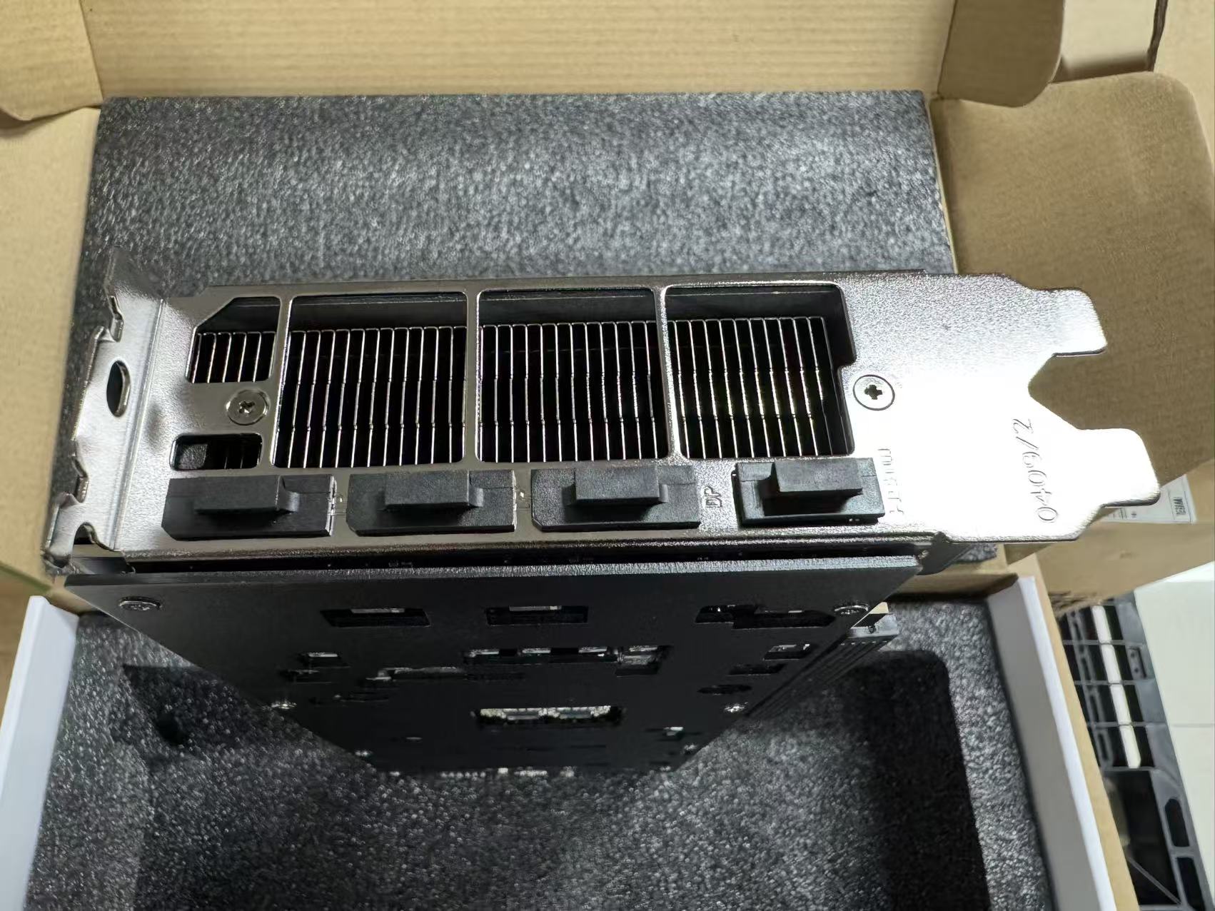 การ์ดจอ GeForce RTX 4070 Ti Su - Rtx 4070 Ti Super 16Gb บทวิจารณ์และราคา